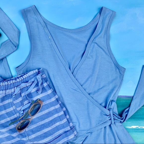 Anthropologie ett:twa Deep V-Back Top Size Small - Picture 6 of 15